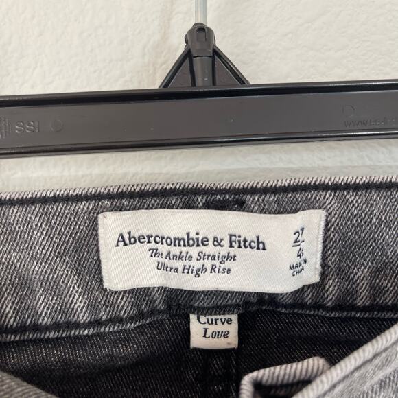 Abercrombie & Fitch Curve Love The Ankle Straight Ultra High Rise Jeans (4s) - Picture 5 of 7